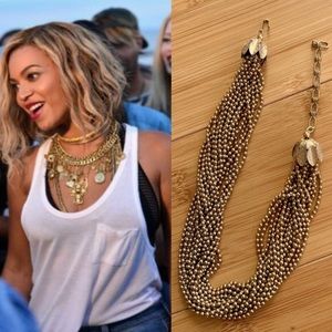 Vintage gold choker necklace 🤩